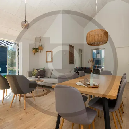 Lovely In With Sauna Feriehus *
